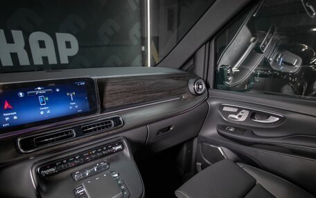 Mercedes-Benz V-Класс, 2024 год, 18 000 000 рублей, 19 фотография