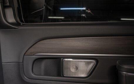 Mercedes-Benz V-Класс, 2024 год, 18 000 000 рублей, 38 фотография