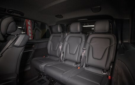 Mercedes-Benz V-Класс, 2024 год, 18 000 000 рублей, 36 фотография