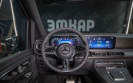 Mercedes-Benz V-Класс, 2024 год, 18 000 000 рублей, 32 фотография