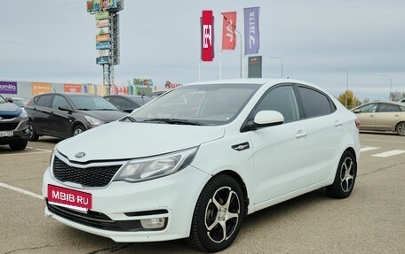 KIA Rio III рестайлинг, 2016 год, 890 000 рублей, 3 фотография