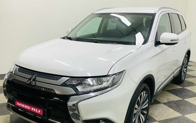 Mitsubishi Outlander III рестайлинг 3, 2019 год, 2 150 000 рублей, 1 фотография