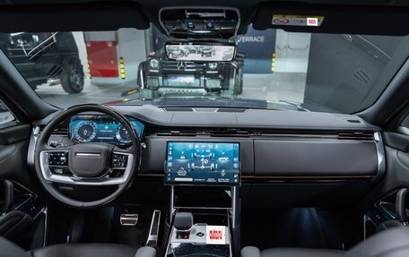 Land Rover Range Rover IV рестайлинг, 2024 год, 22 800 000 рублей, 2 фотография