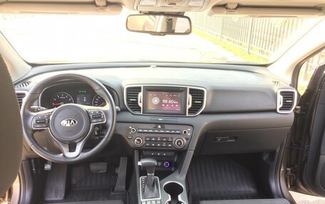 KIA Sportage IV рестайлинг, 2018 год, 2 545 000 рублей, 12 фотография