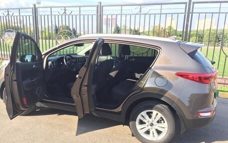 KIA Sportage IV рестайлинг, 2018 год, 2 545 000 рублей, 8 фотография