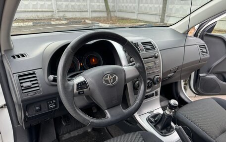 Toyota Corolla, 2012 год, 849 000 рублей, 10 фотография