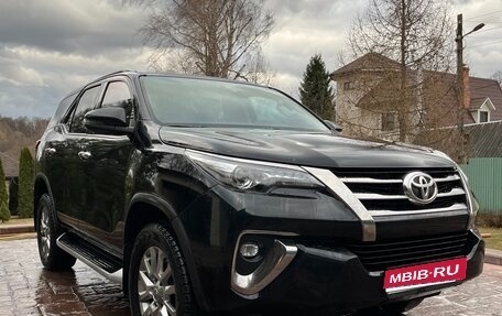 Toyota Fortuner II, 2019 год, 4 400 000 рублей, 1 фотография