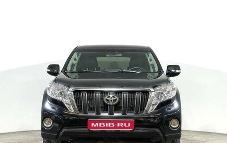 Toyota Land Cruiser Prado 150 рестайлинг 2, 2015 год, 3 377 000 рублей, 2 фотография