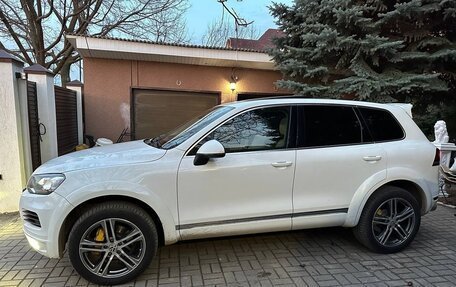 Volkswagen Touareg III, 2012 год, 2 550 000 рублей, 6 фотография