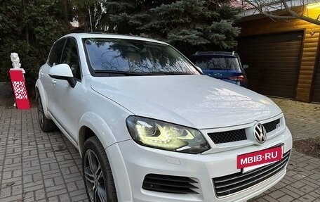 Volkswagen Touareg III, 2012 год, 2 550 000 рублей, 3 фотография