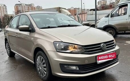 Volkswagen Polo VI (EU Market), 2015 год, 900 000 рублей, 2 фотография