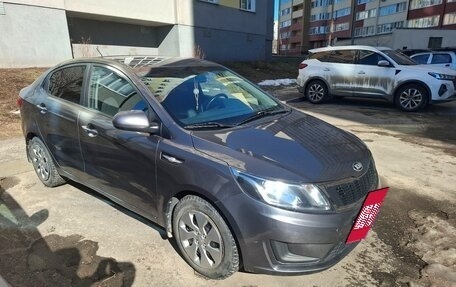 KIA Rio III рестайлинг, 2014 год, 895 000 рублей, 5 фотография