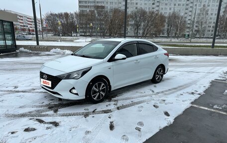 Hyundai Solaris II рестайлинг, 2021 год, 1 550 000 рублей, 11 фотография