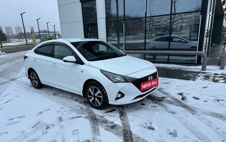 Hyundai Solaris II рестайлинг, 2021 год, 1 550 000 рублей, 6 фотография