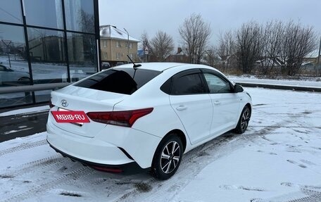 Hyundai Solaris II рестайлинг, 2021 год, 1 550 000 рублей, 7 фотография