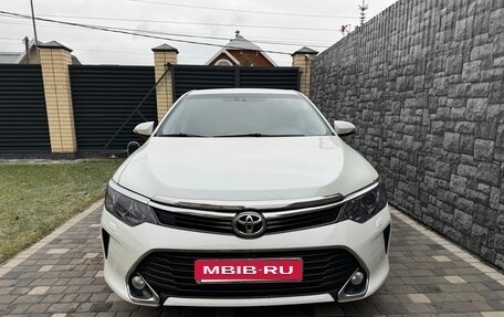 Toyota Camry, 2016 год, 2 000 000 рублей, 6 фотография