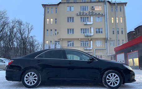 Toyota Camry, 2017 год, 1 800 000 рублей, 4 фотография