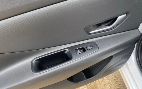 Hyundai Elantra, 2021 год, 2 600 000 рублей, 6 фотография