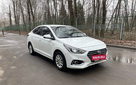 Hyundai Solaris II рестайлинг, 2018 год, 1 140 000 рублей, 2 фотография