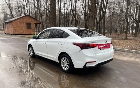 Hyundai Solaris II рестайлинг, 2018 год, 1 140 000 рублей, 4 фотография