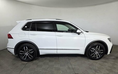 Volkswagen Tiguan II, 2018 год, 2 650 000 рублей, 4 фотография
