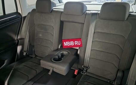 Volkswagen Tiguan II, 2018 год, 2 650 000 рублей, 15 фотография