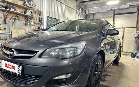 Opel Astra J, 2013 год, 960 000 рублей, 8 фотография