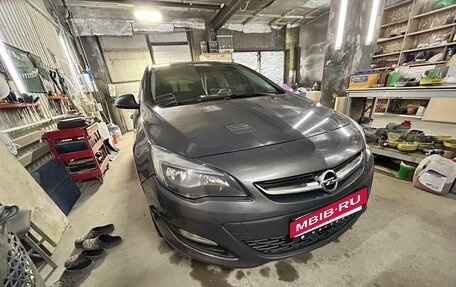 Opel Astra J, 2013 год, 960 000 рублей, 9 фотография