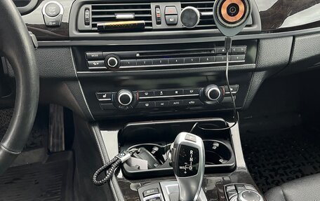 BMW 5 серия, 2012 год, 1 550 000 рублей, 10 фотография