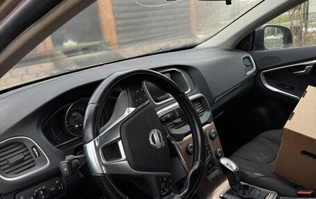 Volvo V40 Cross Country I, 2013 год, 800 000 рублей, 7 фотография