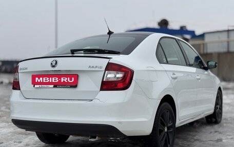 Skoda Rapid I, 2018 год, 850 000 рублей, 7 фотография