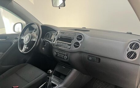 Volkswagen Tiguan I, 2012 год, 1 029 900 рублей, 11 фотография