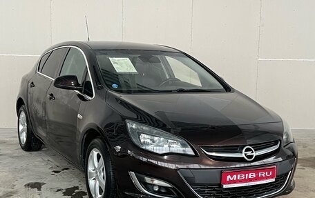 Opel Astra J, 2014 год, 750 000 рублей, 1 фотография