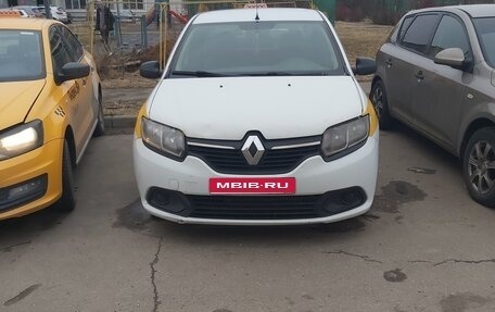 Renault Logan II, 2015 год, 350 000 рублей, 1 фотография