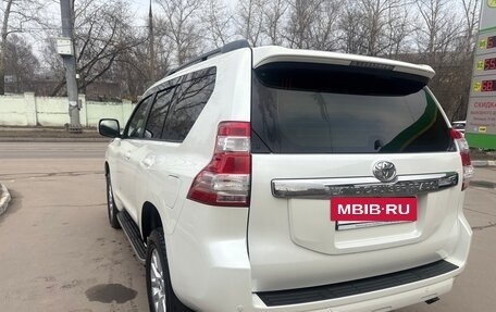 Toyota Land Cruiser Prado 150 рестайлинг 2, 2013 год, 3 850 000 рублей, 5 фотография