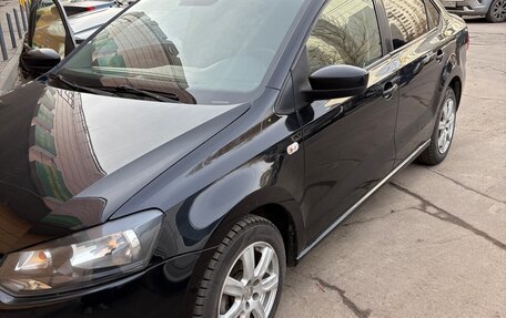 Volkswagen Polo VI (EU Market), 2012 год, 810 000 рублей, 2 фотография