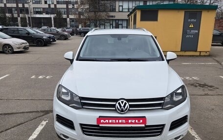 Volkswagen Touareg III, 2012 год, 1 950 000 рублей, 11 фотография