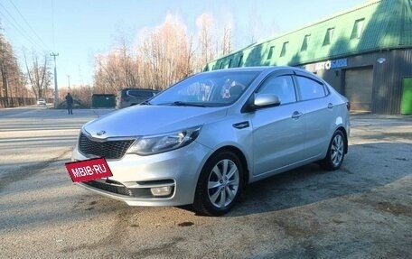KIA Rio III рестайлинг, 2015 год, 990 000 рублей, 7 фотография