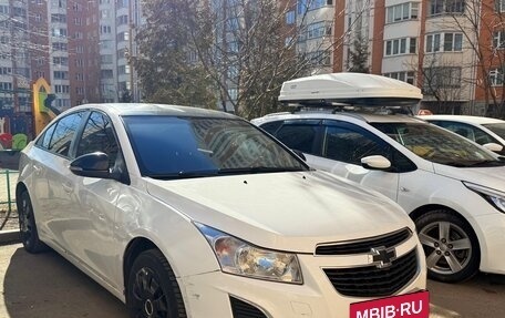 Chevrolet Cruze II, 2014 год, 750 000 рублей, 2 фотография