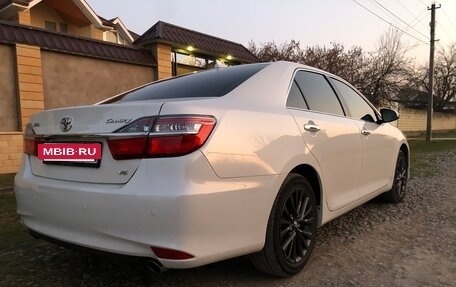 Toyota Camry, 2017 год, 2 950 000 рублей, 6 фотография