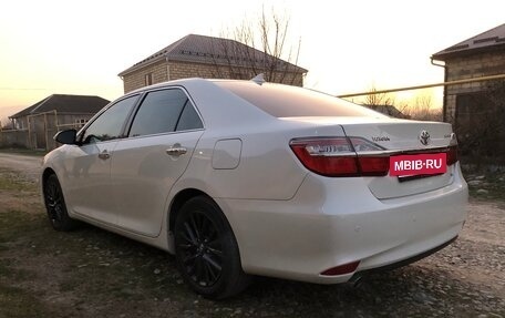 Toyota Camry, 2017 год, 2 950 000 рублей, 4 фотография