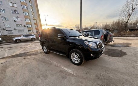 Toyota Land Cruiser Prado 150 рестайлинг 2, 2013 год, 3 400 000 рублей, 2 фотография