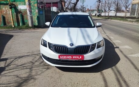 Skoda Octavia, 2019 год, 1 600 000 рублей, 2 фотография