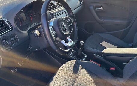 Volkswagen Polo VI (EU Market), 2018 год, 1 350 000 рублей, 6 фотография