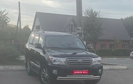 Toyota Land Cruiser 200, 2013 год, 5 000 000 рублей, 1 фотография