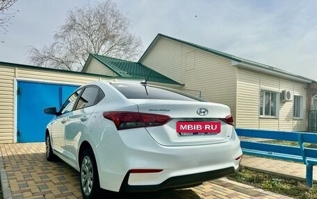 Hyundai Solaris II рестайлинг, 2019 год, 1 500 000 рублей, 3 фотография