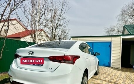 Hyundai Solaris II рестайлинг, 2019 год, 1 500 000 рублей, 6 фотография