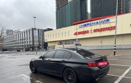 BMW 5 серия, 2015 год, 2 600 000 рублей, 2 фотография