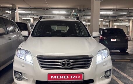 Toyota RAV4, 2011 год, 1 750 000 рублей, 1 фотография