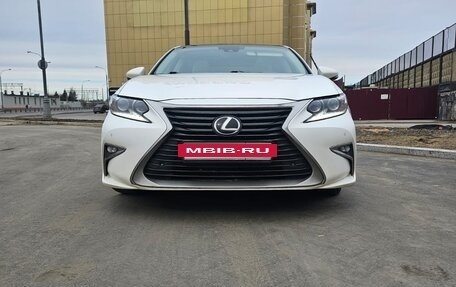 Lexus ES VII, 2015 год, 2 235 000 рублей, 3 фотография